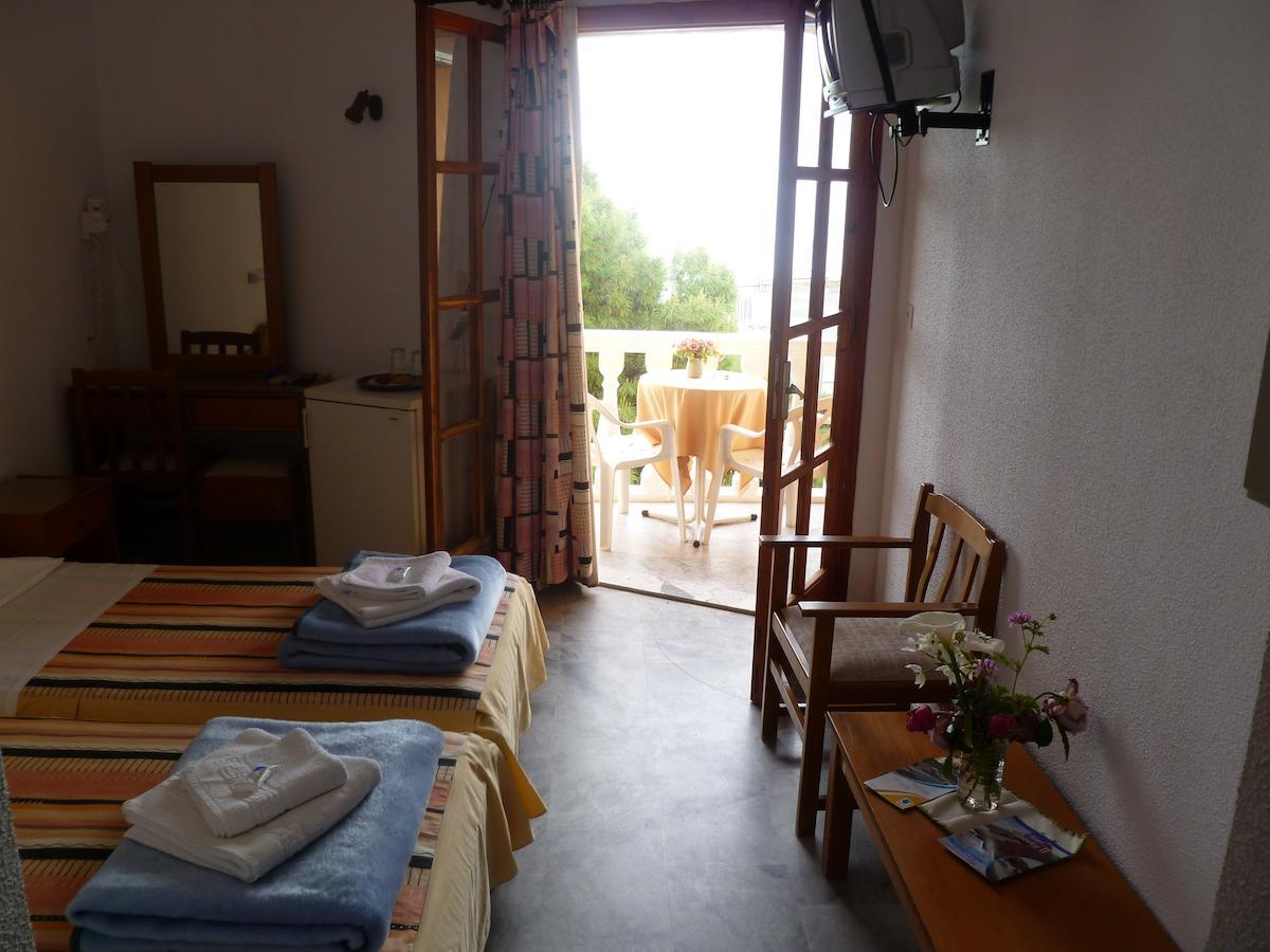 מלון Agia Marina  Liberty II חדר תמונה